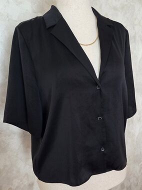 Wilfred Black Satin Button Front Blouse | Boxy Minimalist Silk-Look Top Large